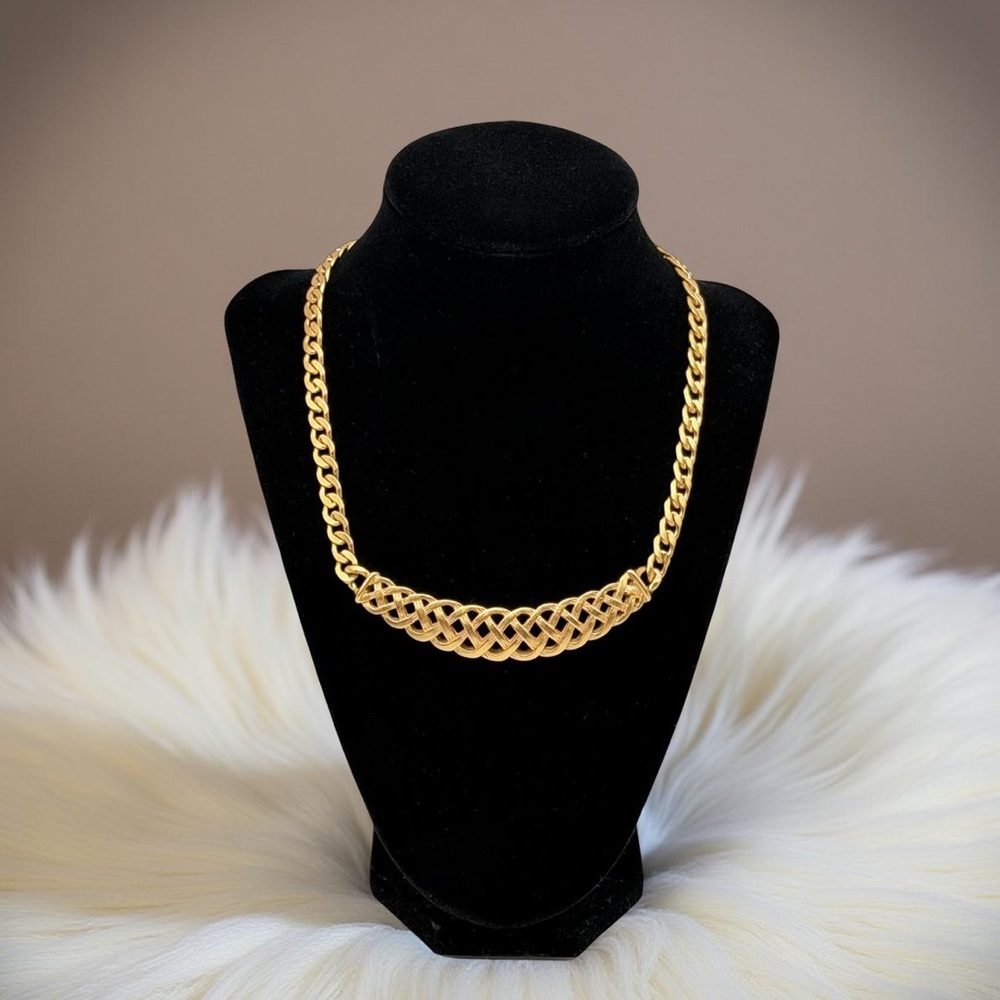 Vintage Anne Klein Gold Tone Woven Pendant Necklace Choker | 16–18”